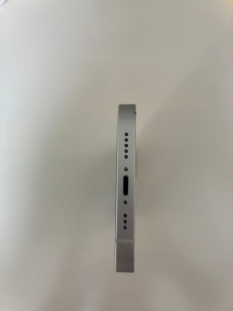 iPhone13 128GB スターライト