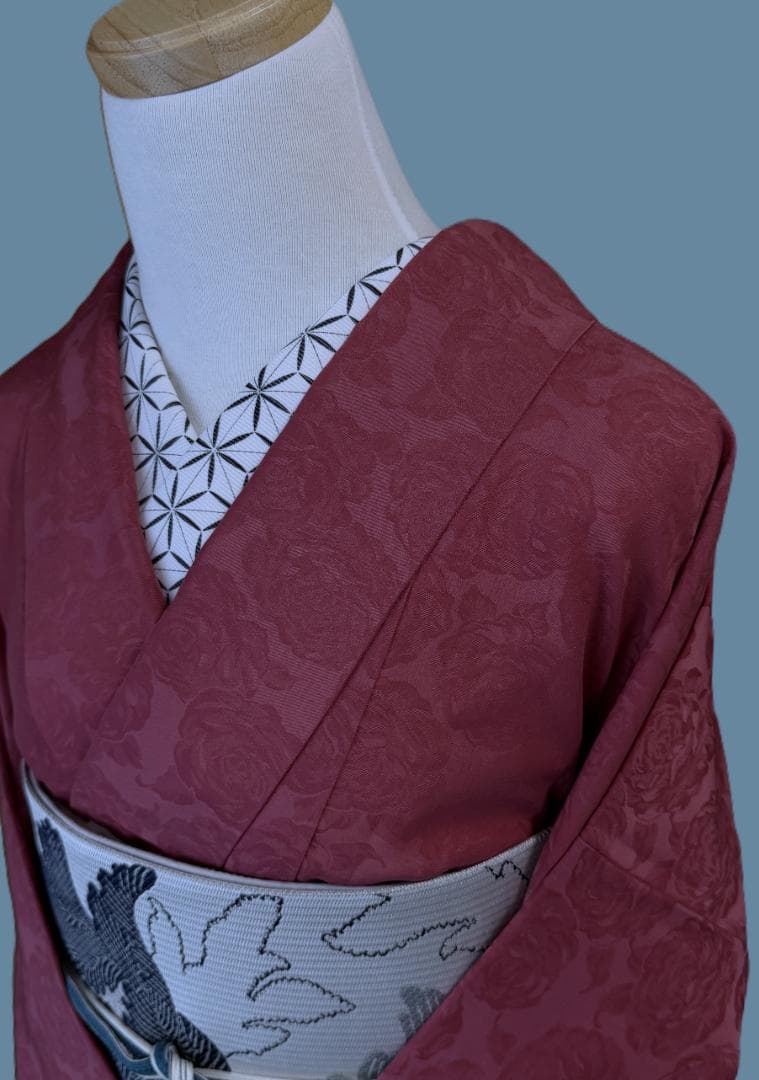 専用　京都小泉　ゴブラン刺繍薔薇柄着物　ローズ系　身丈１６６裄丈６８.５