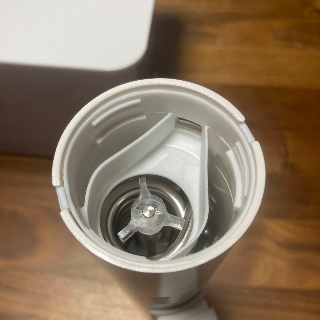 BOINQ 2.0 低温調理器 ホワイト　専用コンテナ付き