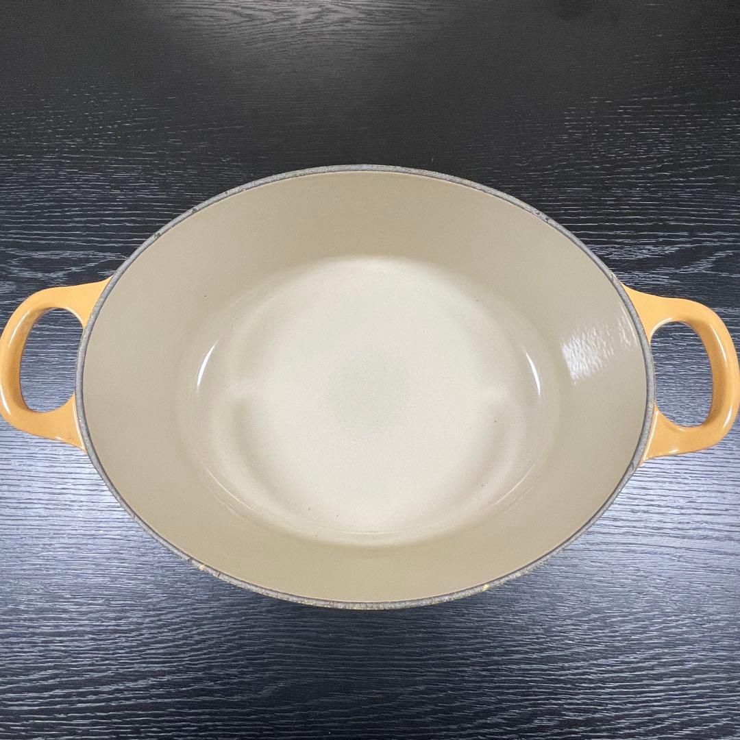 LE CREUSET ルクルーゼ　ココットオーバル25cm イエロー　未使用