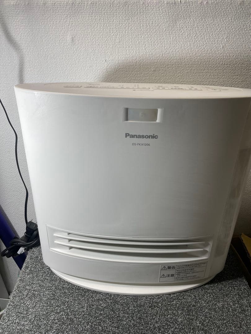 Panasonic セラミックファンヒーター DS-FKX1206
