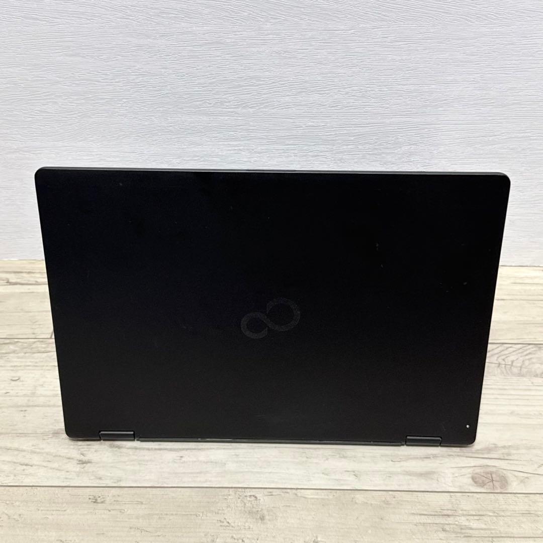 超軽量877g 2in1 富士通 第10世代i5/8GB/SSD Win11