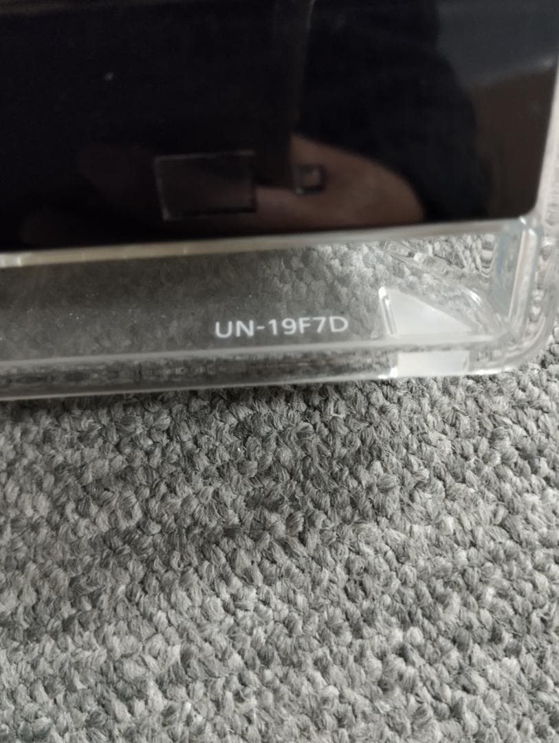 Y♢524 パナソニック プライベートビエラ ポータブルテレビ UN-19F7