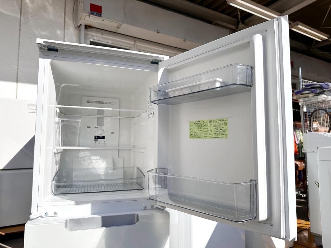 ★772 SHARP 付け替えどっちもドア 152L 冷凍冷蔵庫 2022年製