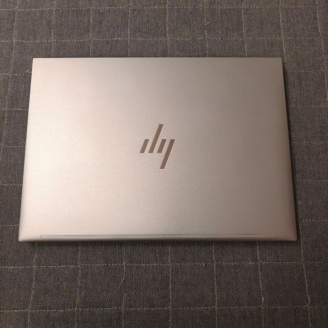 2024年5月 美品 HP 驚速 13世代i7 1365U 16GB 新品1TB