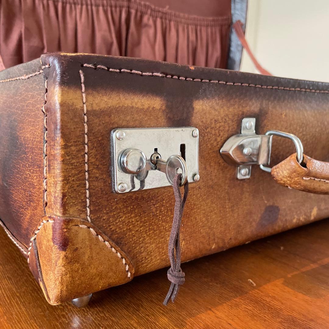 アンティーク　トランク　鍵付き　ケース　レザー　本革　バッグ　カバン　鞄