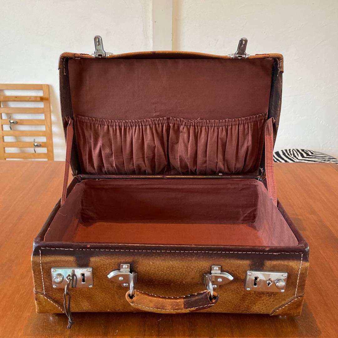 アンティーク　トランク　鍵付き　ケース　レザー　本革　バッグ　カバン　鞄
