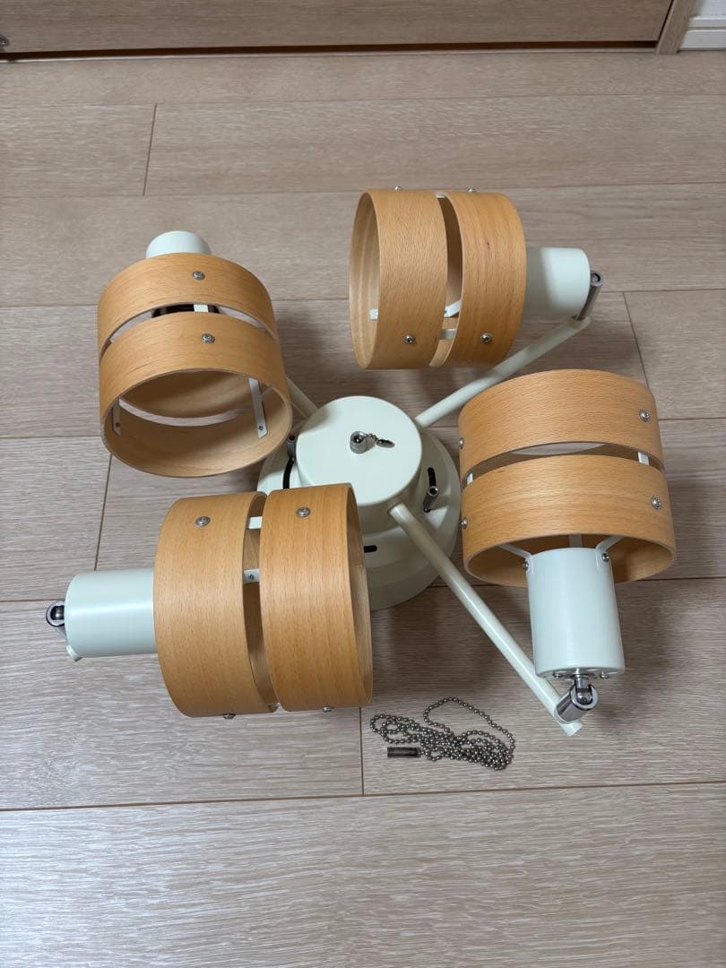 【LED電球4つ付き】シーリングライト　レダカイ