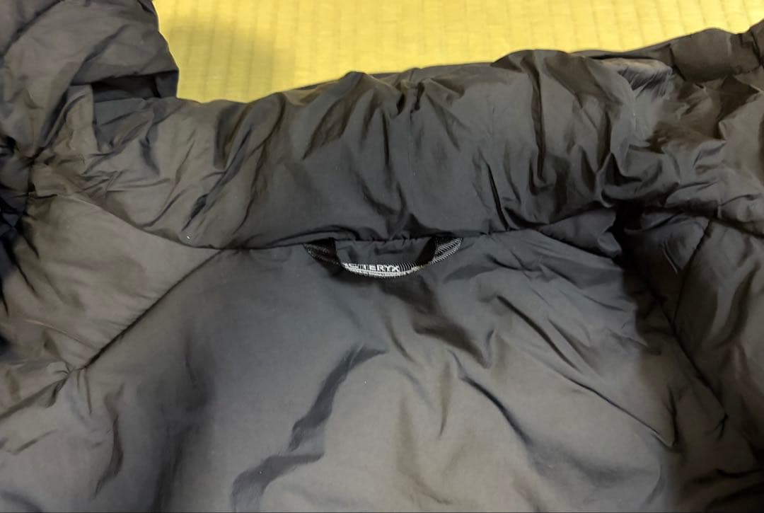 アークテリクス　ベータインサレーテッドジャケット