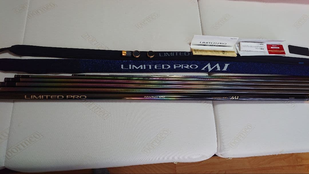 鮎竿シマノ、リミテッドプロMIシルキーダンサー90-95HWおまけ付き