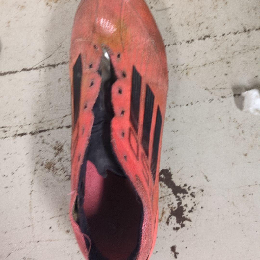 adidas F50 ピンク サッカーシューズ