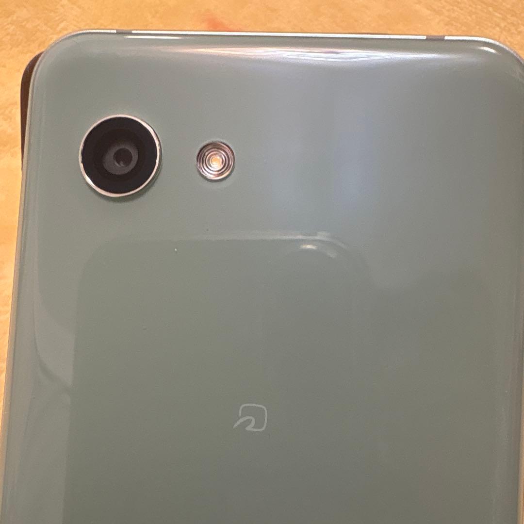 AQUOS r2 compact スモーキーグリーン