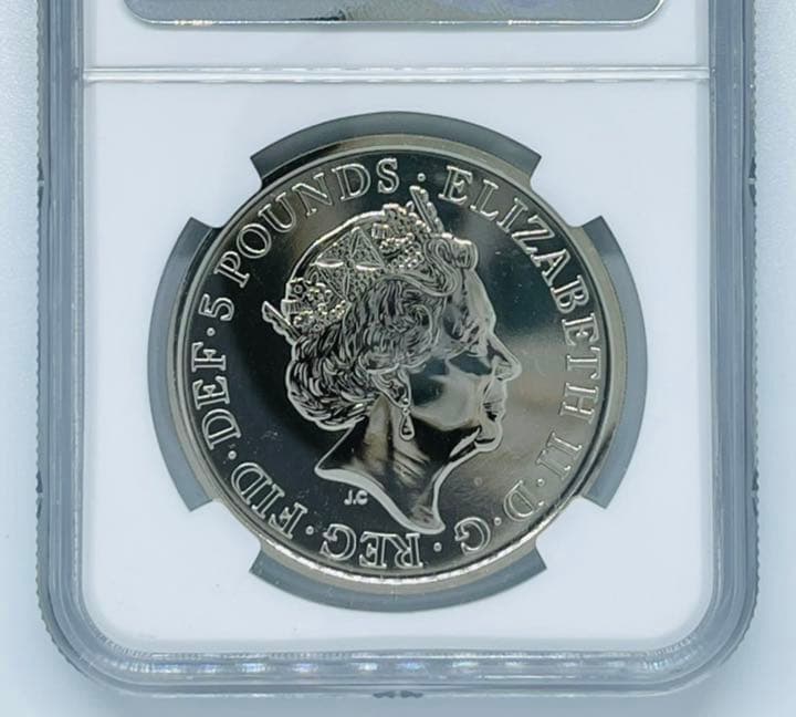 2021年 クイーンズビースト  エリザベス女王 NGC ロイヤルミント