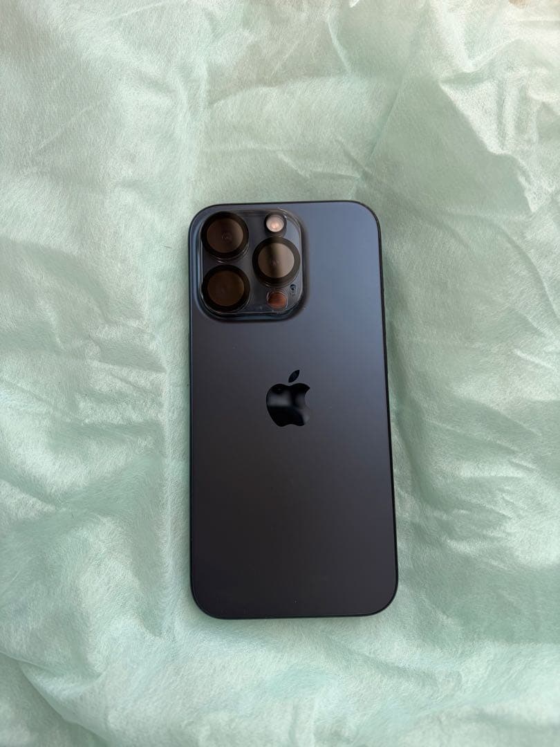 【極美品】iPhone 15 Pro 128GB 箱　ケーブル付