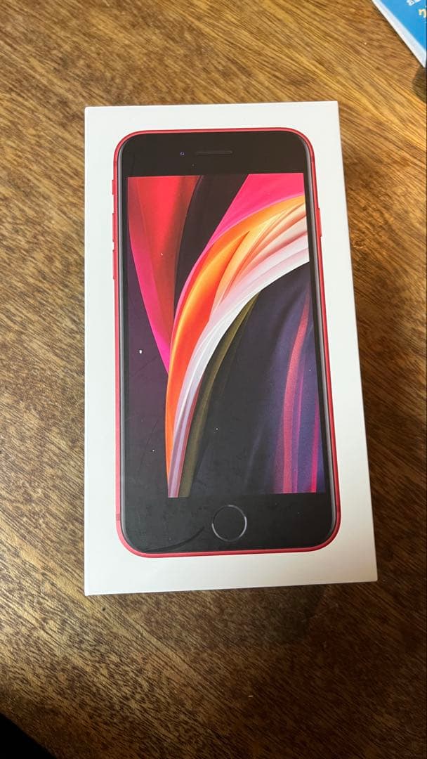 Apple iPhone SE (第2世代) レッド　64GB、バッテリ81%