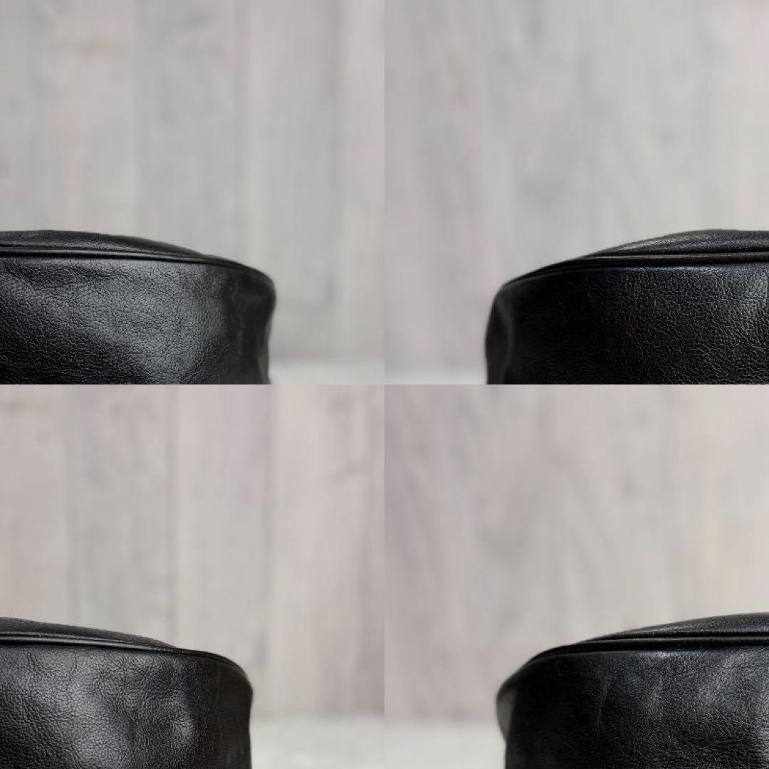 美品♡三日月♡イルビゾンテ レザー エンボスロゴ ショルダーバッグ ブラック