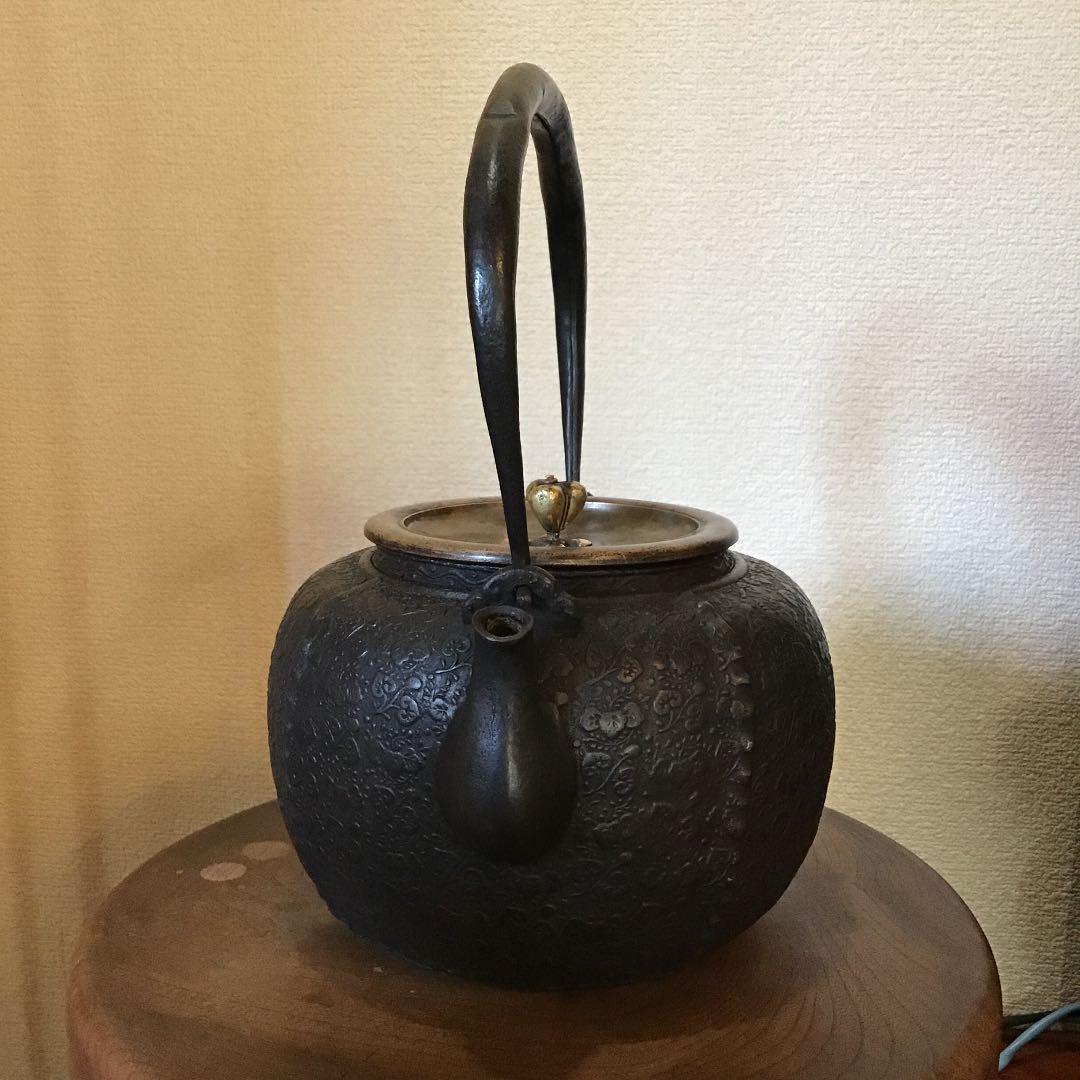 値下‼️江戸期　祥雲堂造　全面花付き二枚葉葵紋桐紋　鉄瓶　龍文堂