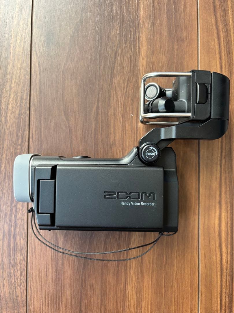 ビデオカメラ ZOOM Q8