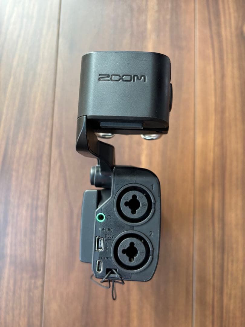 ビデオカメラ ZOOM Q8