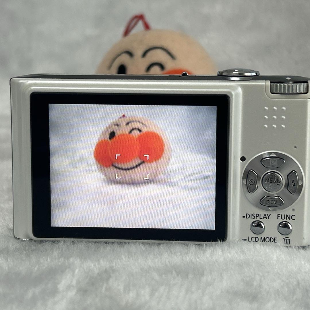 【美品】 Panasonic パナソニック LUMIX DMC-FX33 箱