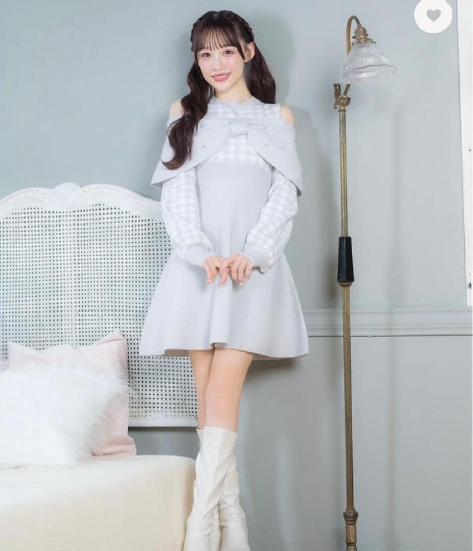 新品タグ付き　お年玉リボンワンピース　アイスグレイ