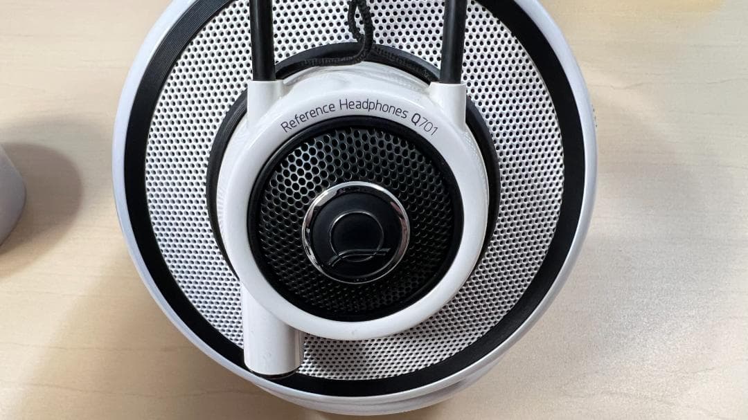 AKG Q701 ヘッドホン ホワイト