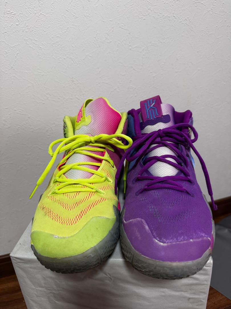 NIKE Kyrie4 Confetti スニーカー27.5cm