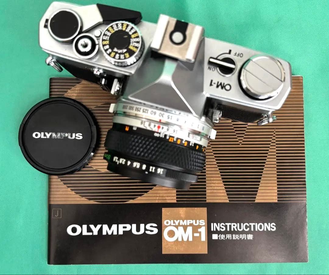 ★ OLYMPUS OM-1 (使用説明書付) + ★ 標準レンズ 50mm
