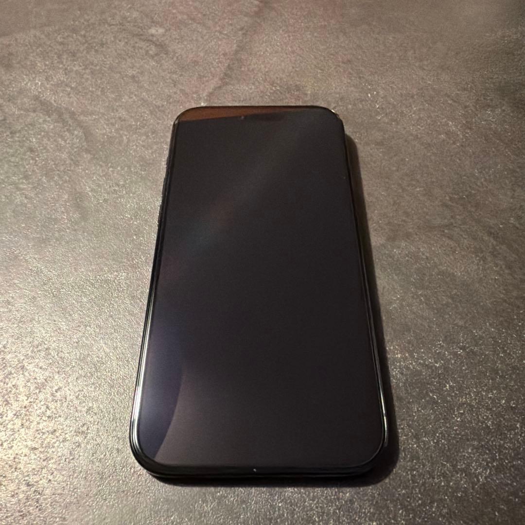 【極美品】iPhone Air 256GB スペースブラック SIMフリー