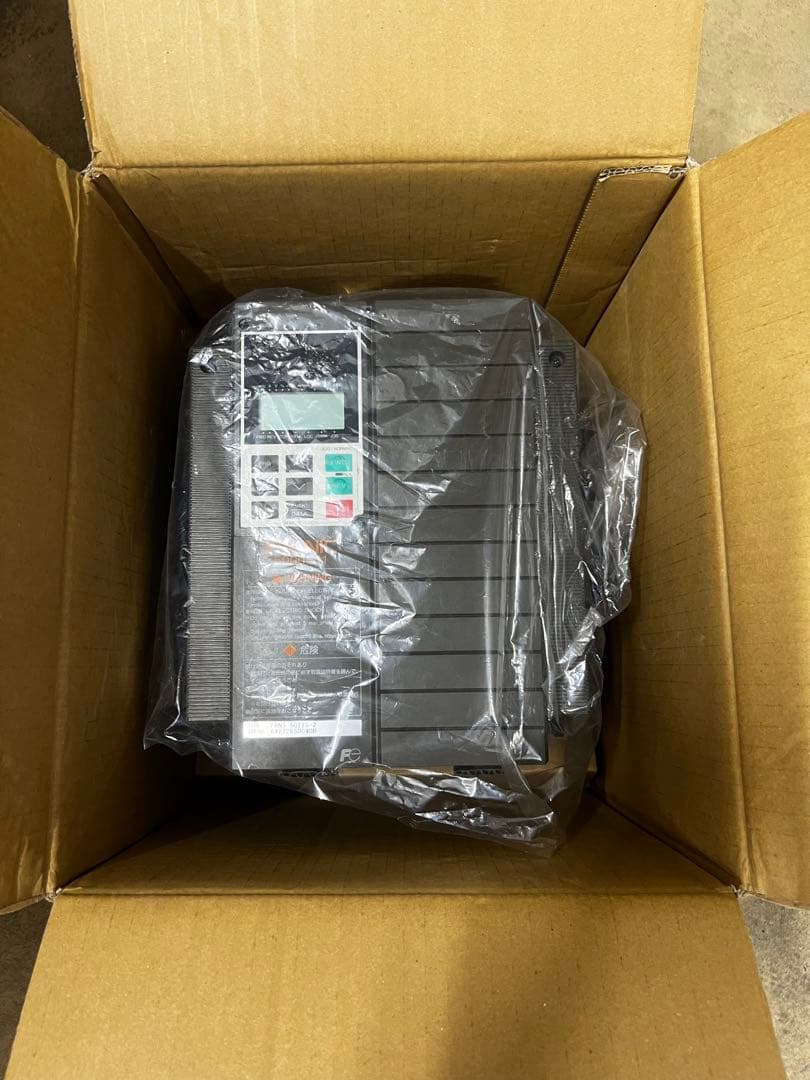 富士電機　インバータ　※部品取りにも