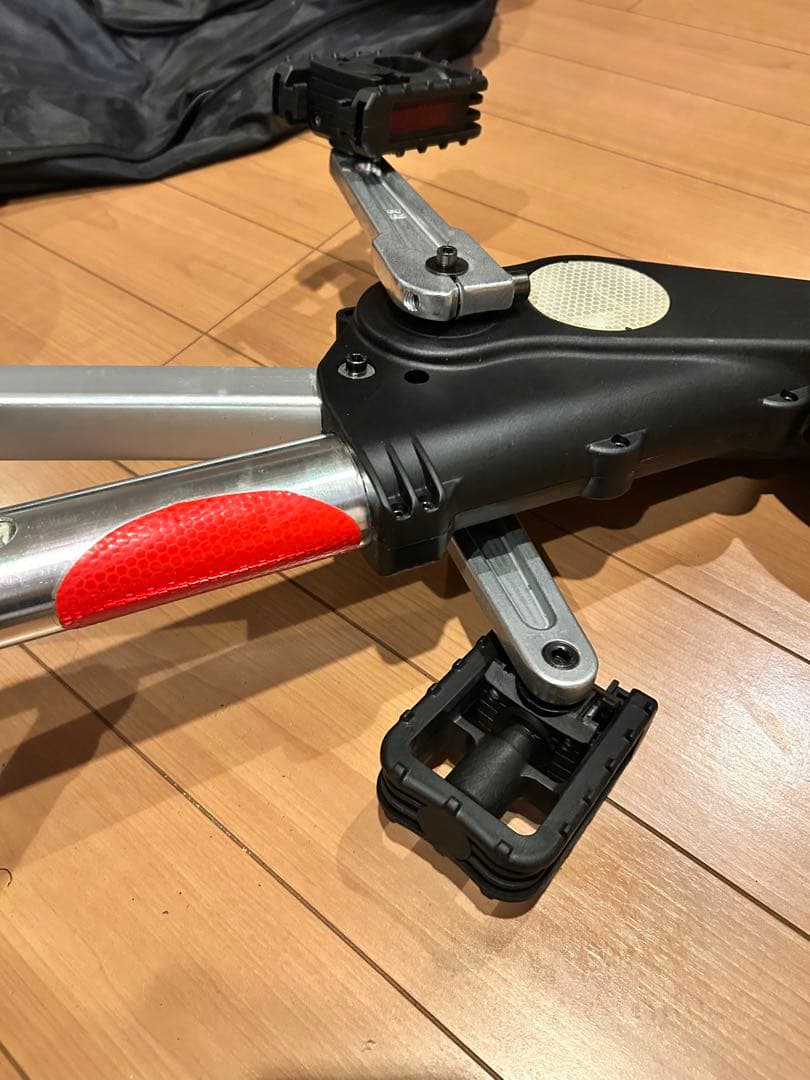 超小型　折りたたみ式自転車 アルミフレーム　見たことない自転車