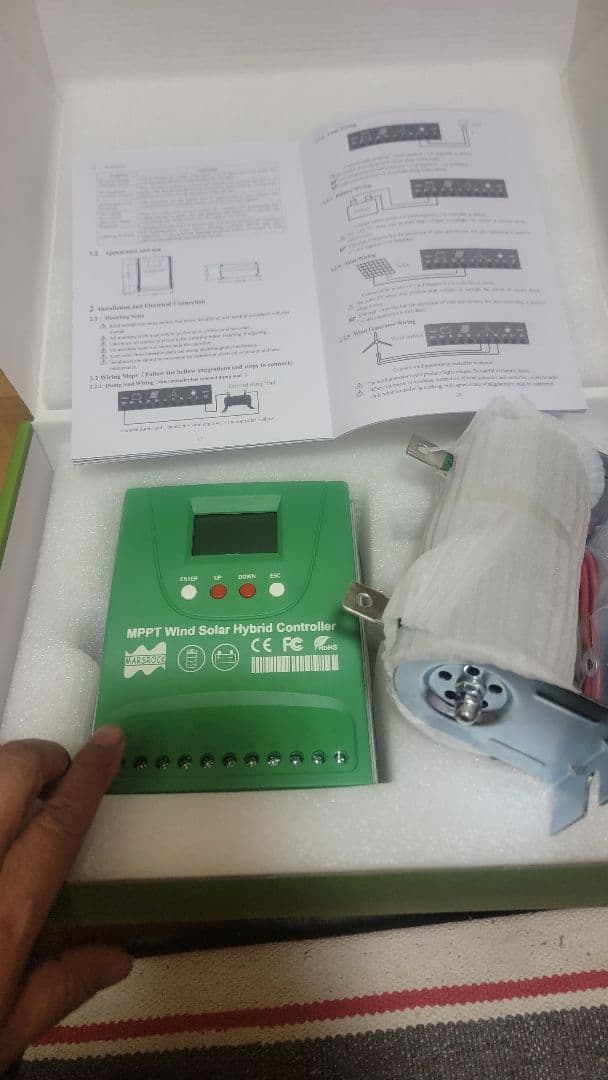 風力ハイブリッドコントローラ 800w ソーラー800wブレーキ装置