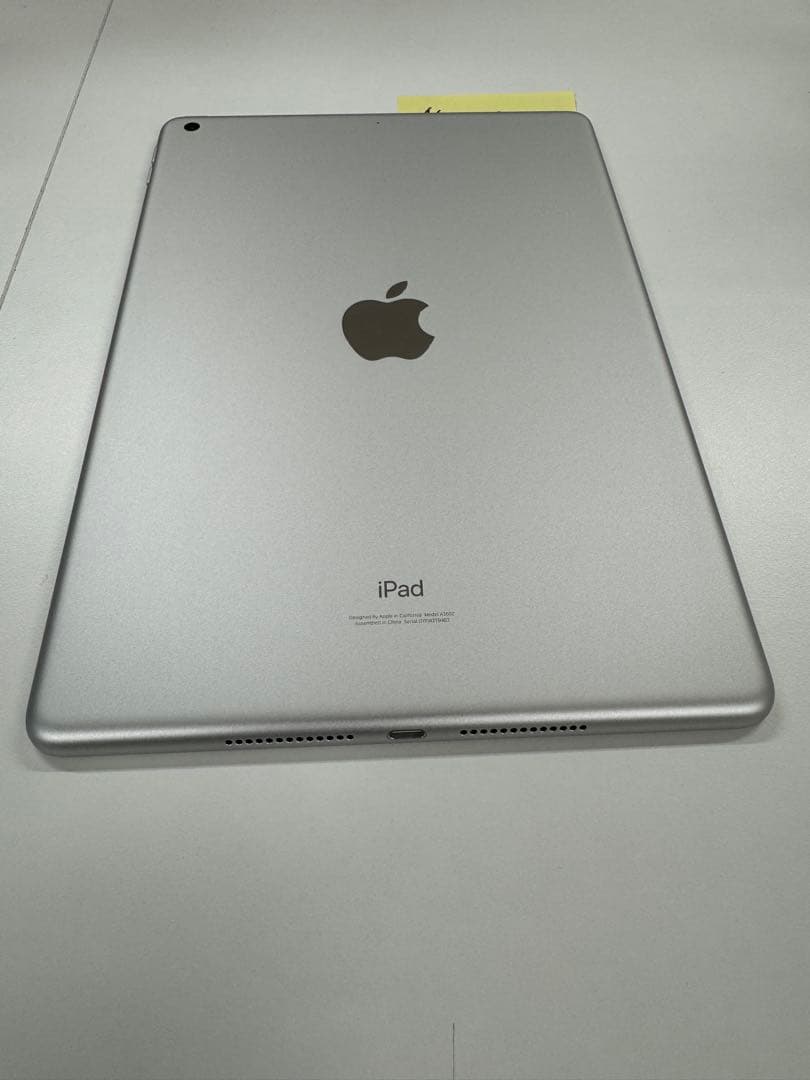 【美品】iPad第9世代 Wi-Fi 64GB シルバー 025