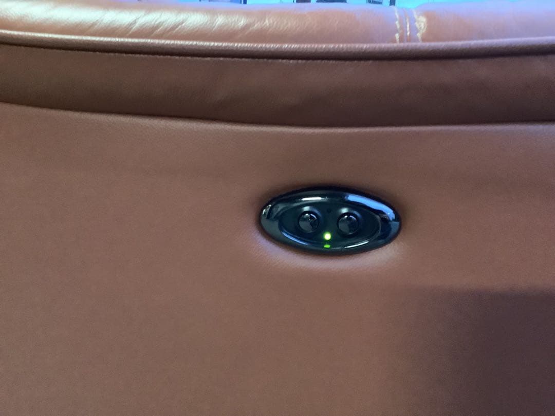 革張り 電動リクライニングチェア ワタリジャパン 1人掛け（★）