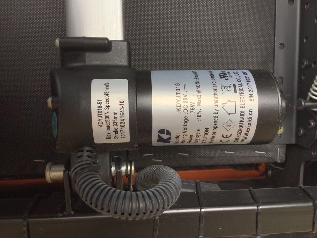 革張り 電動リクライニングチェア ワタリジャパン 1人掛け（★）