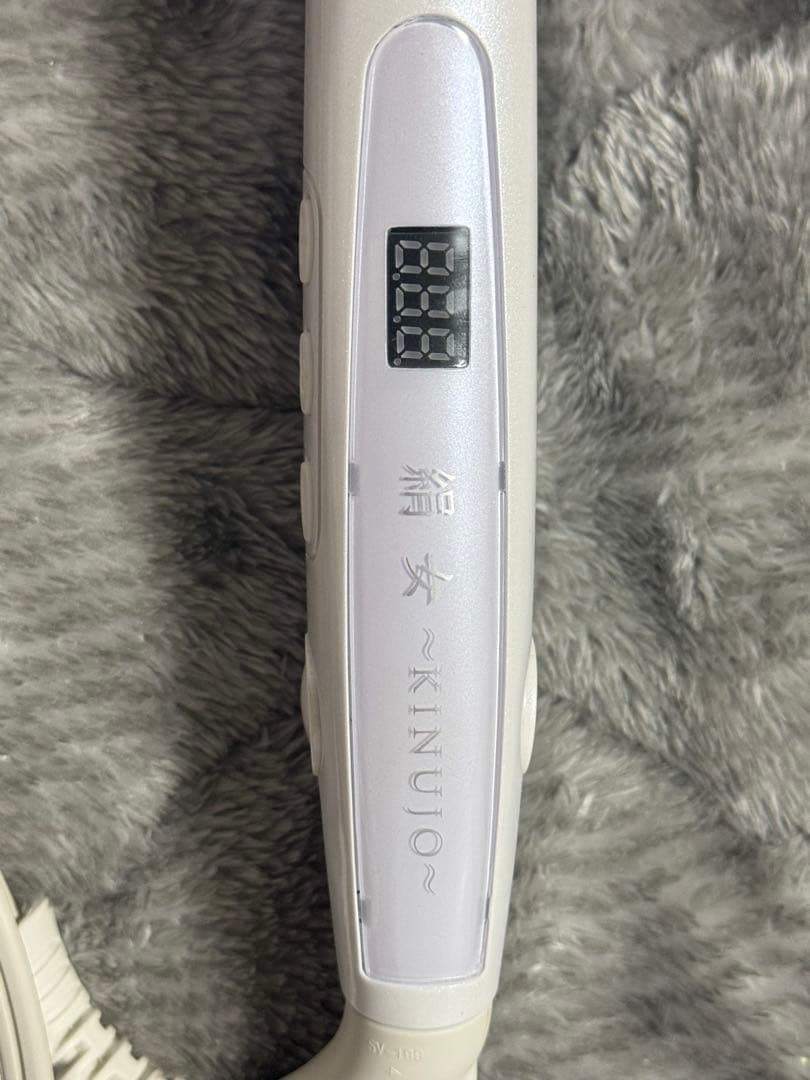 専用ページ 美品 絹女 KINUJO ヘアアイロンストレートアイロンLM-125