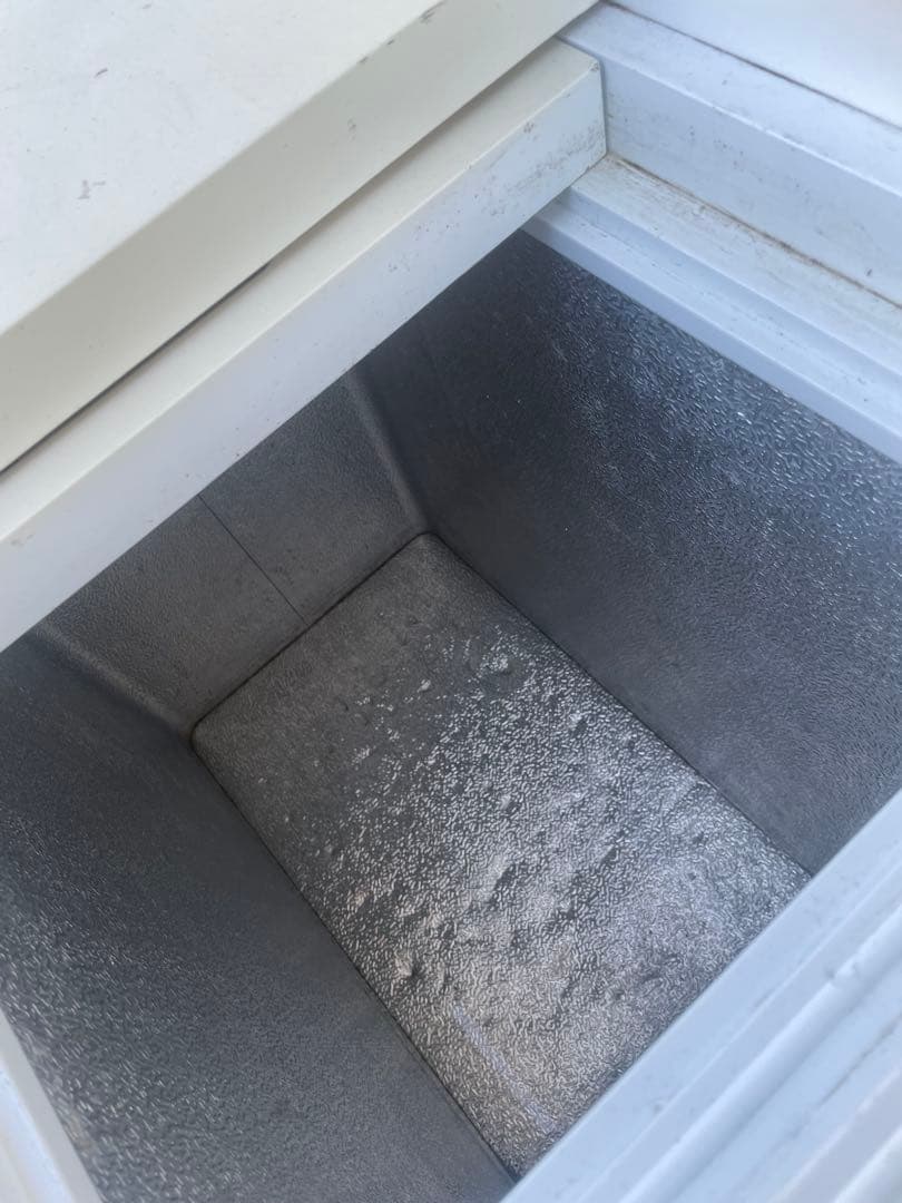 ホワイト冷凍庫 電源コード付き