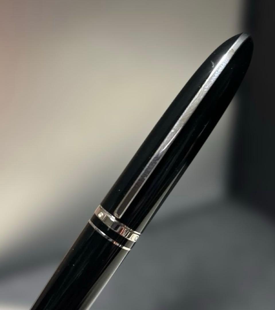ルイヴィトン ドック・ダブルラッカーボールペン ツイスト式ブラック x シルバー