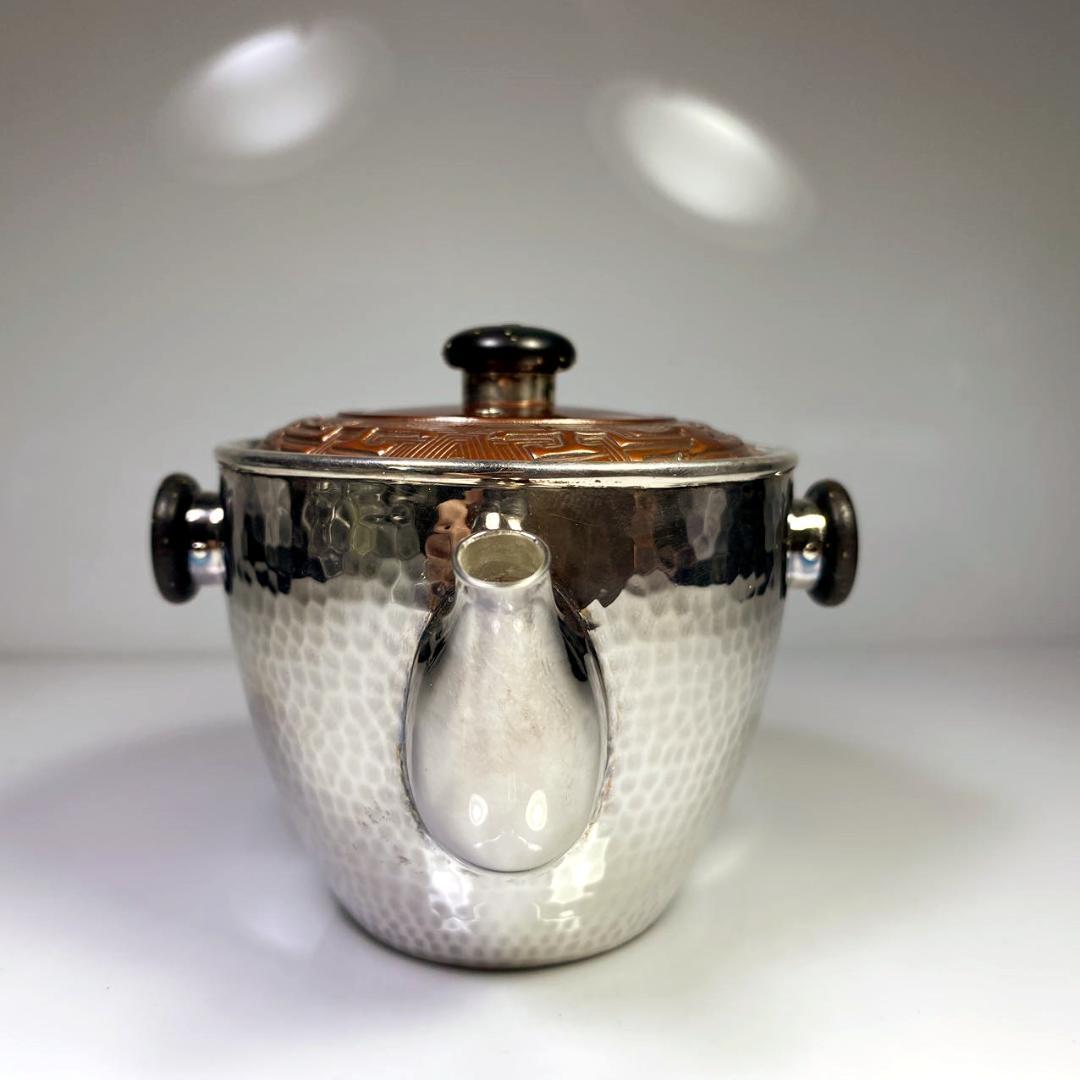 純銀製 槌目 竜彫緋銅銀蓋 木摘 木取手 急須 煎茶道具 長さ約9cm