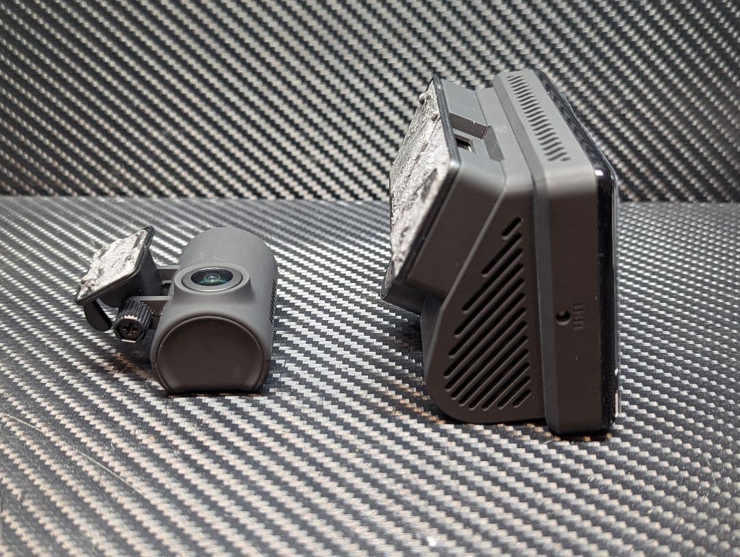 カロッツェリア　VREC-DZ810D　ドラレコ　前後カメラ　高解像度4K録画