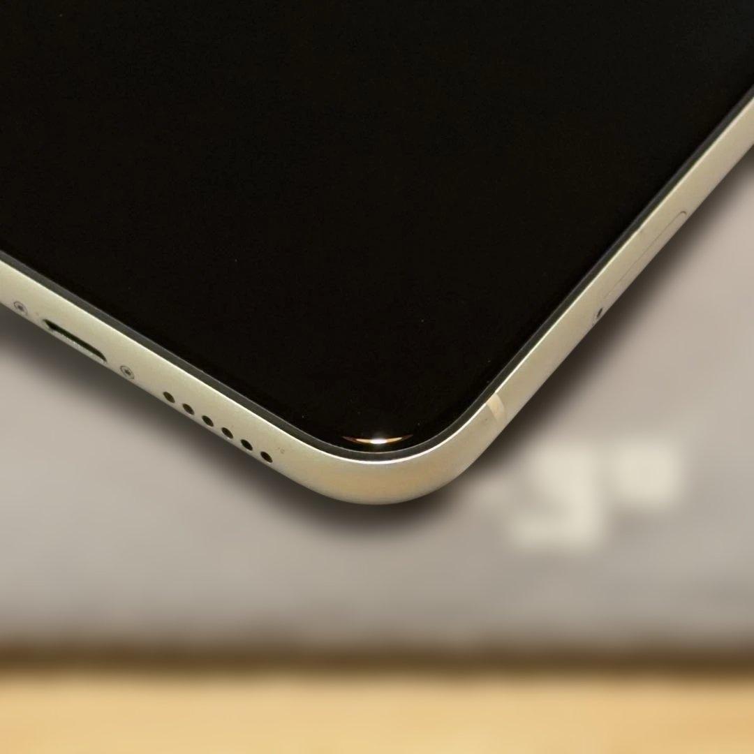 美品 iPhone 11 ホワイト 128GB