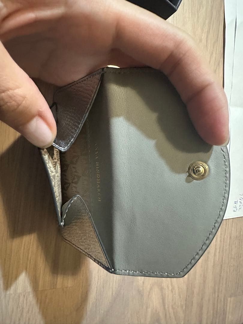 新品ANYAHINDMARCH スマホカードケース シルバー