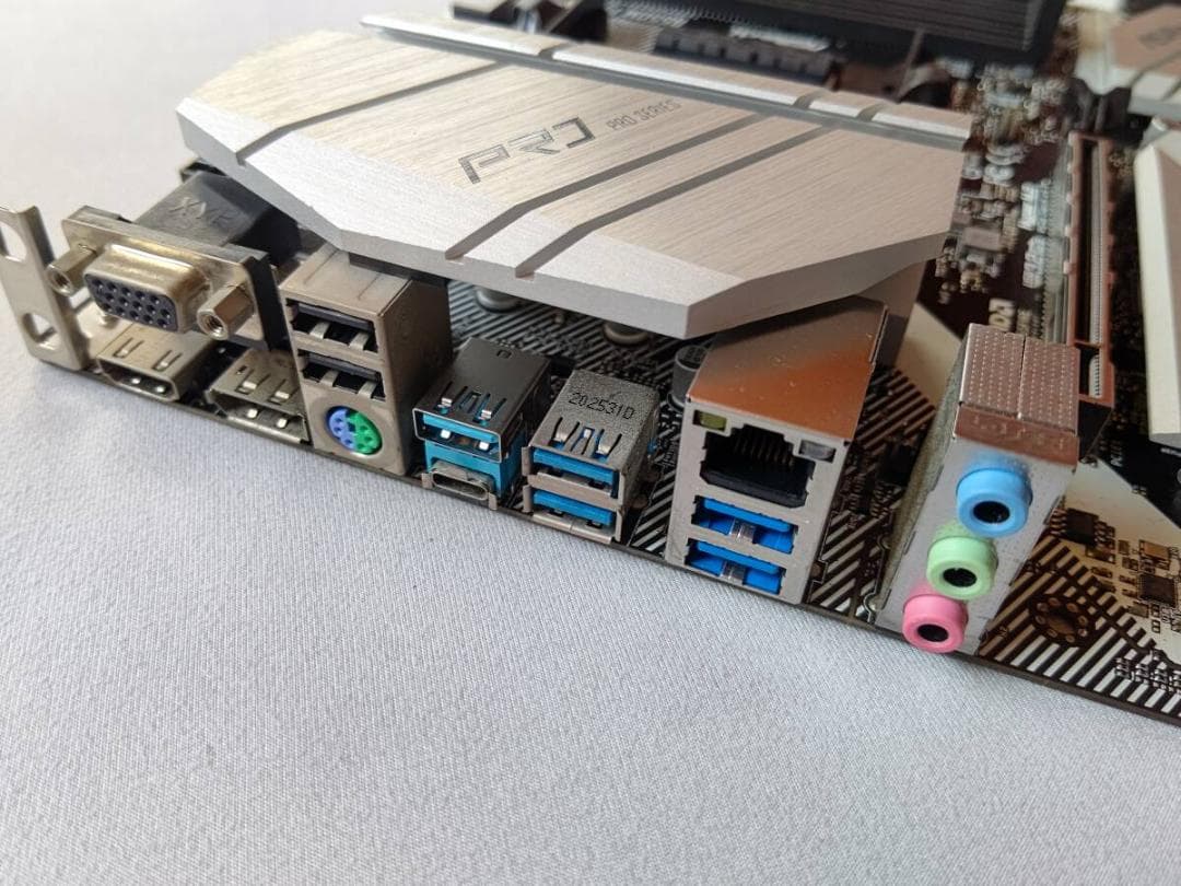 ASRock AM4 B550M Pro4 BIOS3.61 マザーボード