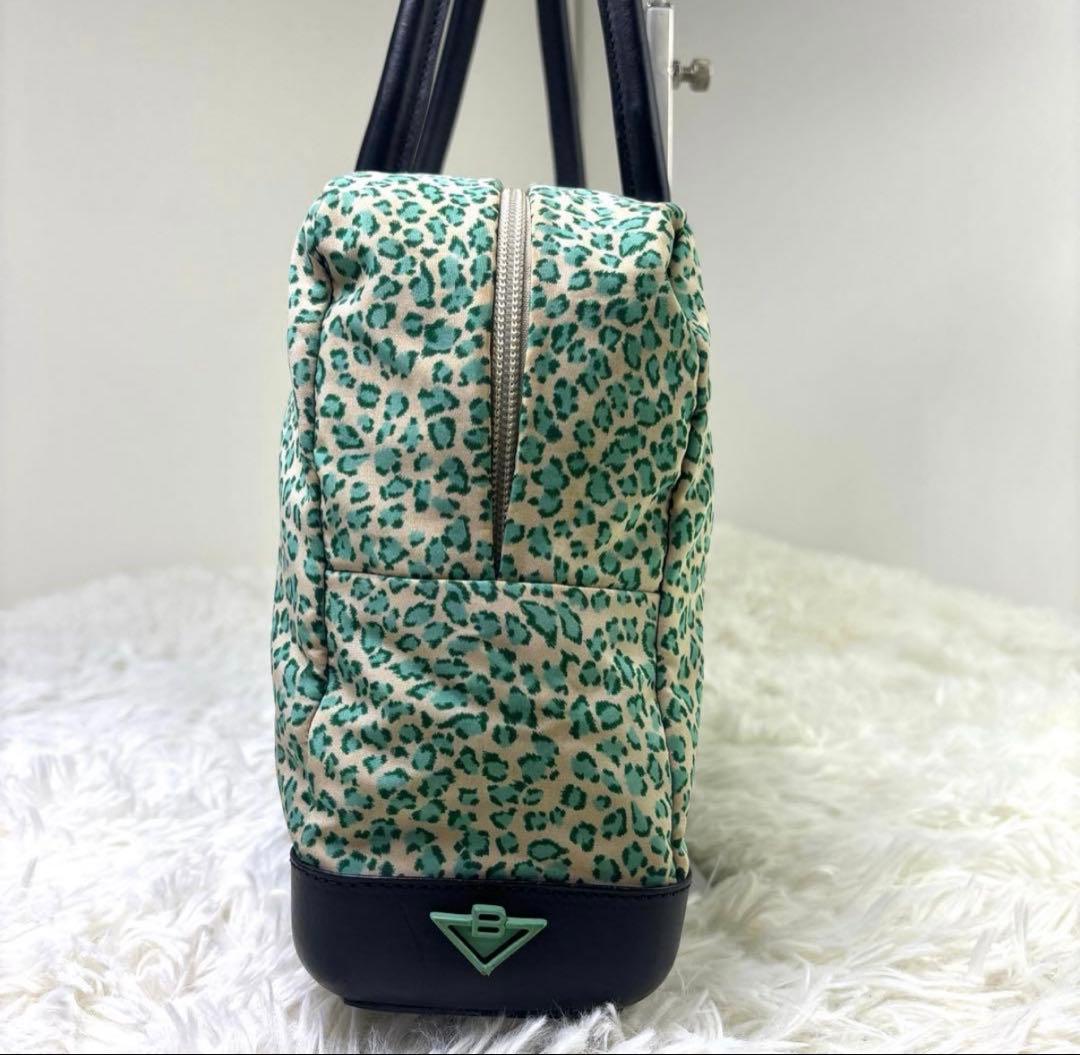 希少.美品　BOTTEGA ボッテガヴェネタ　ハンドバッグ　レオパード　グリーン