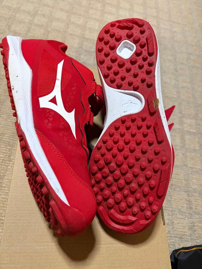★値下★ミズノプロトレーニングシューズ ★レッド27.5cm