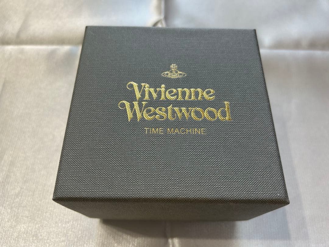 【ヴィヴィアン・ウエストウッド 】時計
