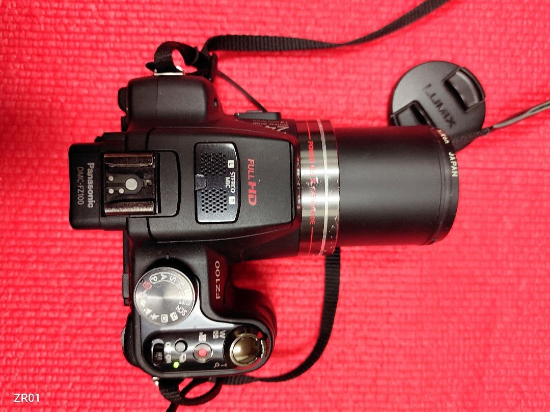 Panasonic Lumix FZ100 デジタルカメラ