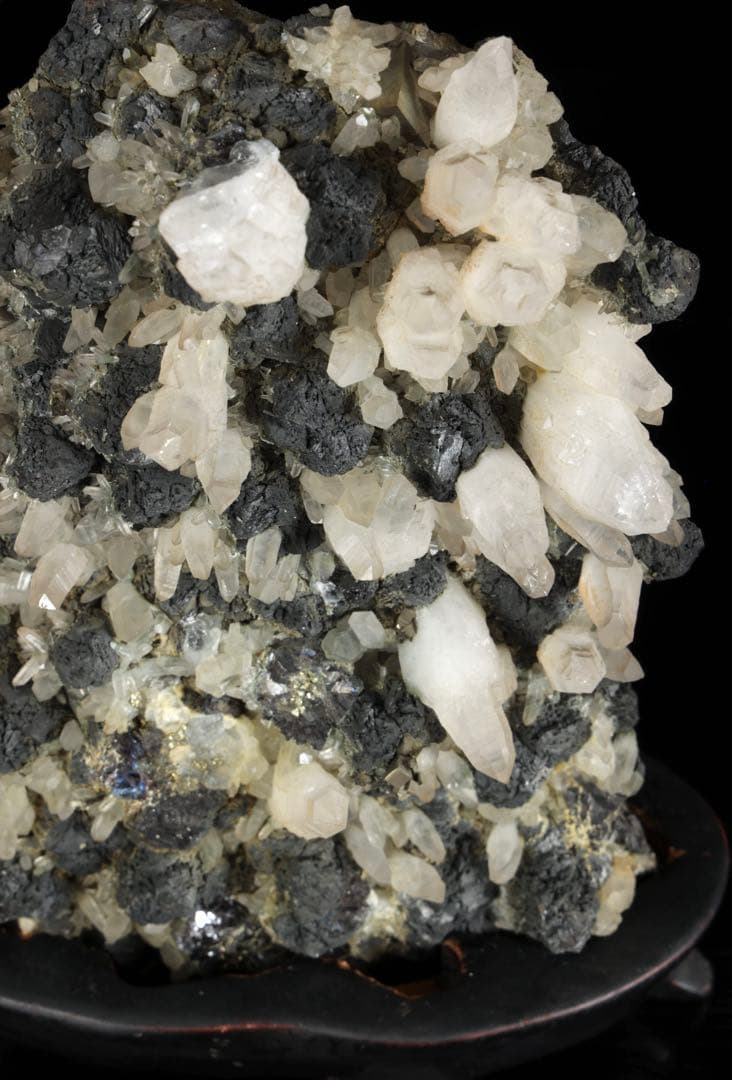 国産 白水晶クラスター 黄鉄鉱共生 青色虹彩 鑑賞石 原石 台座付 2166g