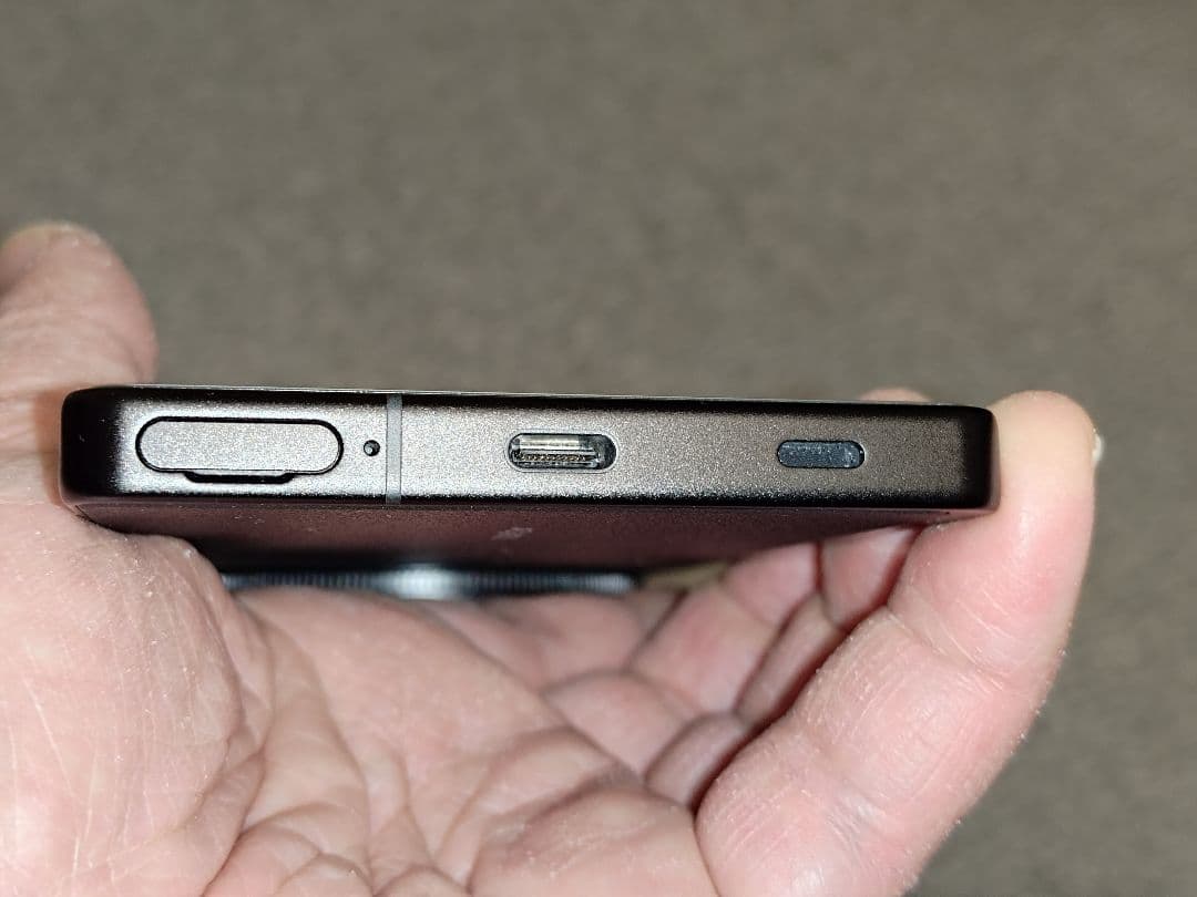 【超美品】SHARP AQUOS R9 pro ブラック 12GB 512GB