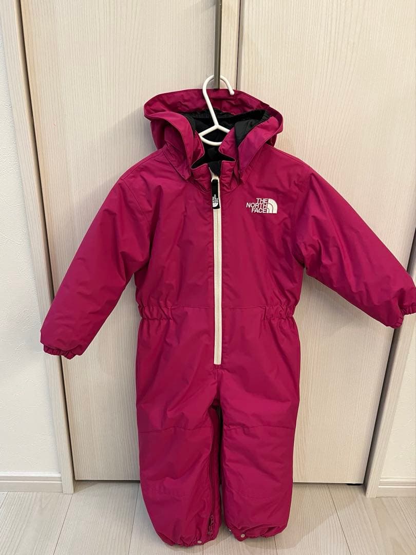 新品レベルTHE NORTH FACEノースフェイス スノーウェア　90 ピンク